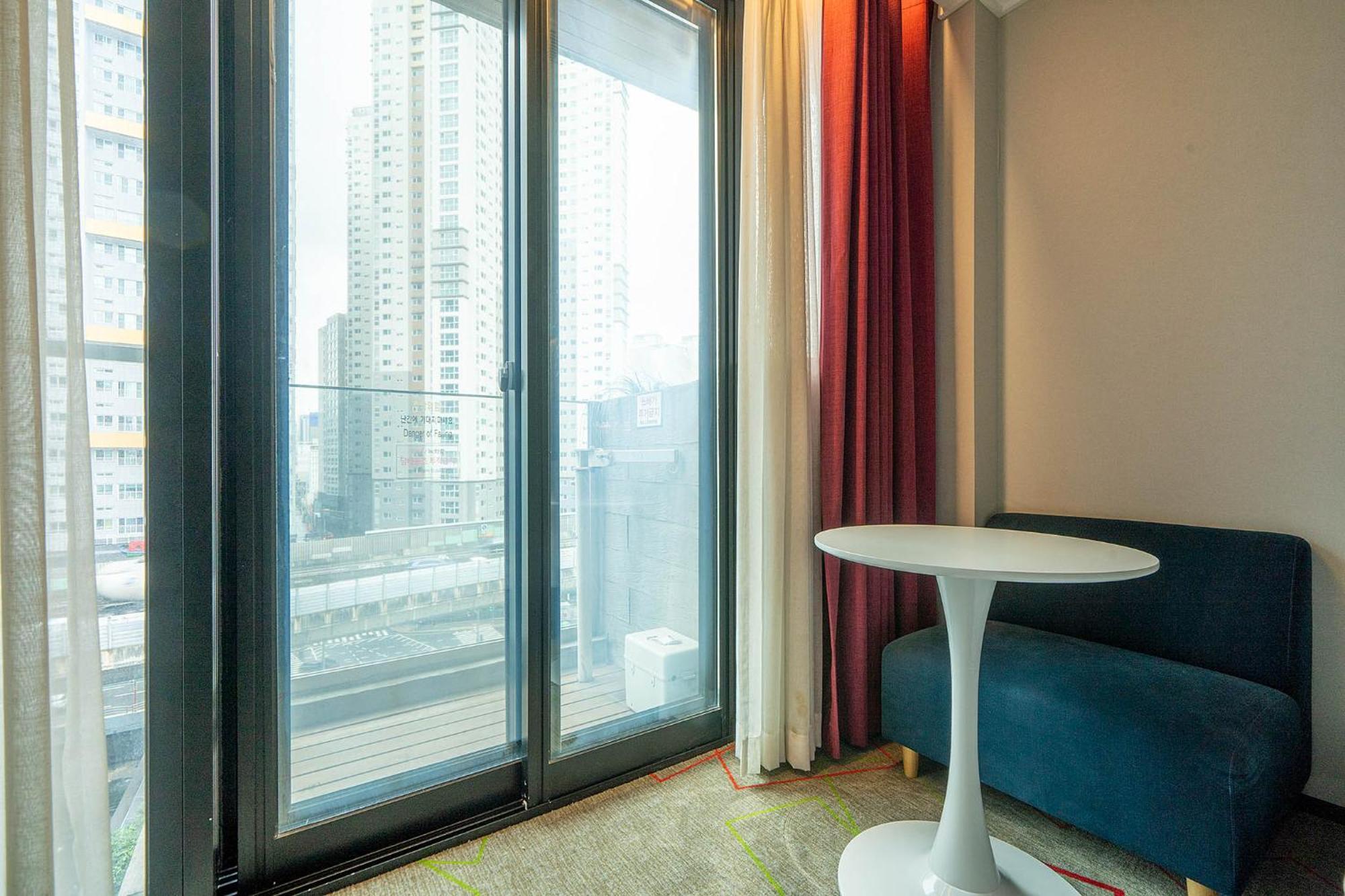 South Vandeco Hotel Busan Buitenkant foto