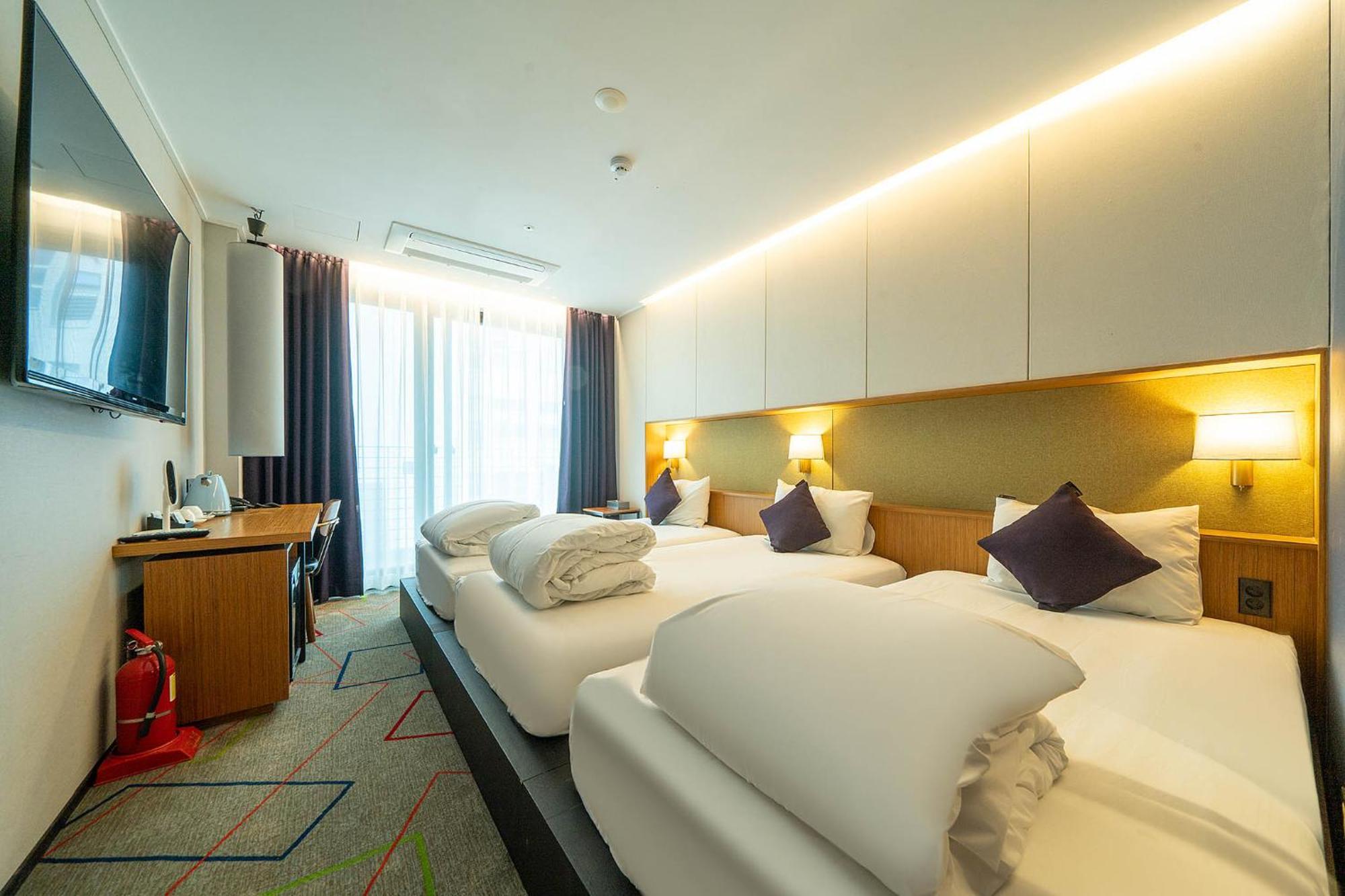 South Vandeco Hotel Busan Buitenkant foto