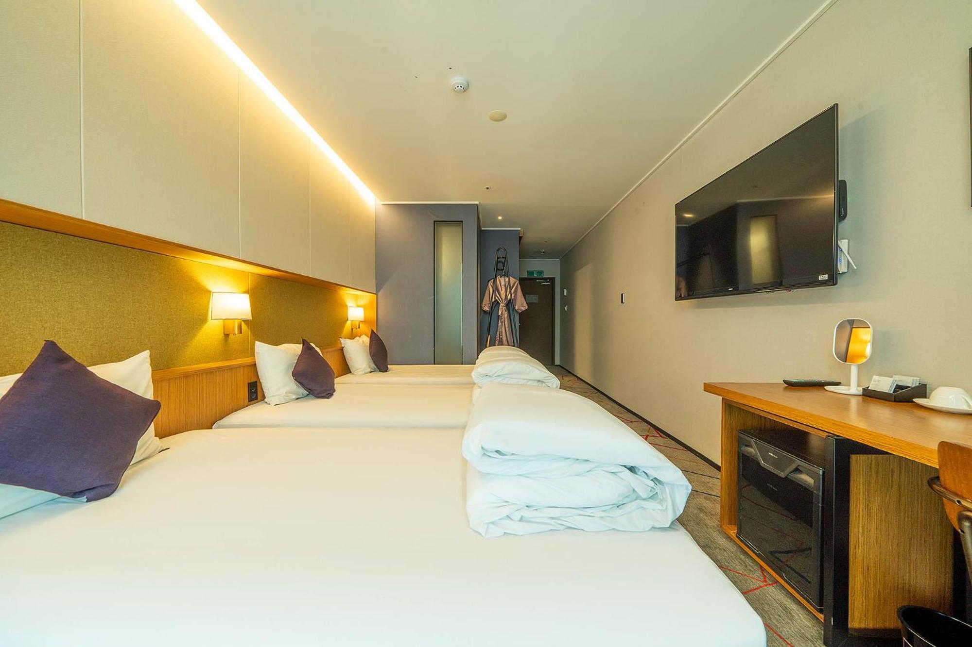 South Vandeco Hotel Busan Buitenkant foto